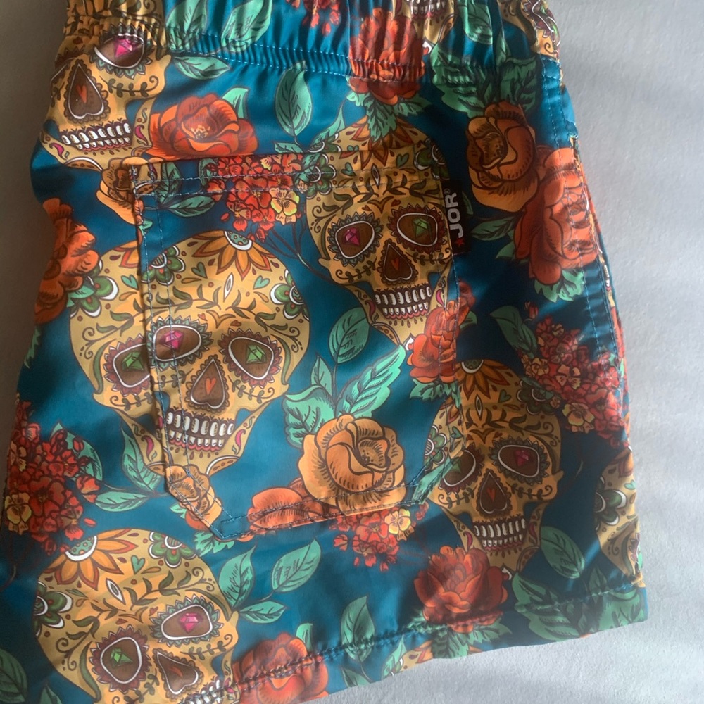 Men’s Swimwear/Trunk - Picture 2 of 3